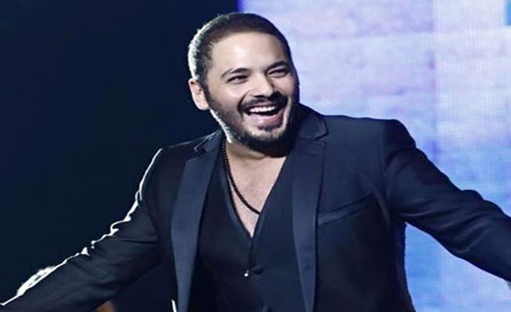 رامي عيّاش يبدع في الغناء.. وهكذا رقصت زوجته